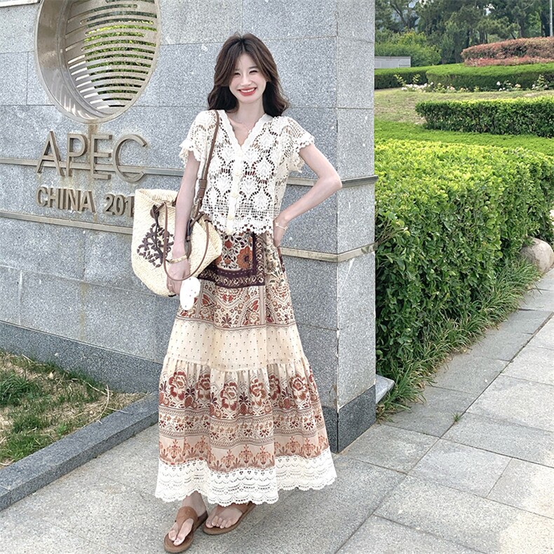 波西米亚印花吊带裙套装女2025夏季新款气质超好看镂空罩衫两件套,女装套装/套裙,2C176