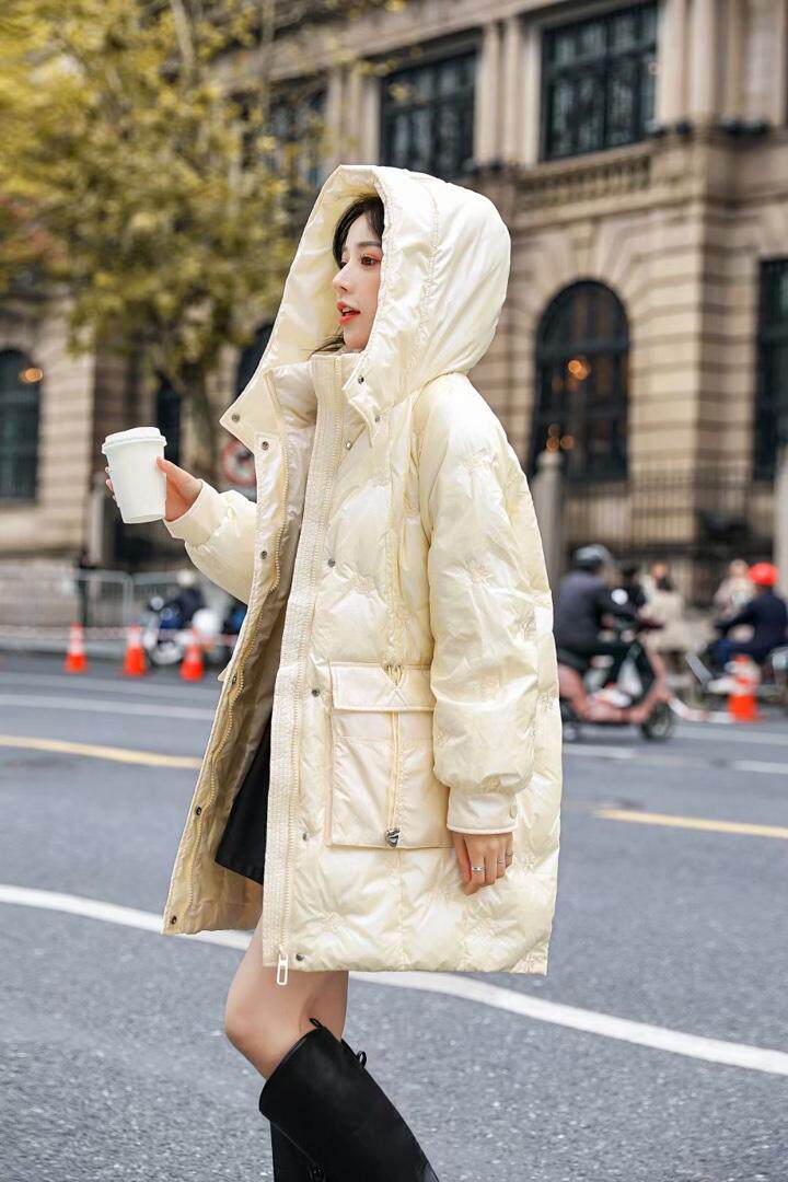 中长款刺绣羽绒服，女装羽绒服，知名度