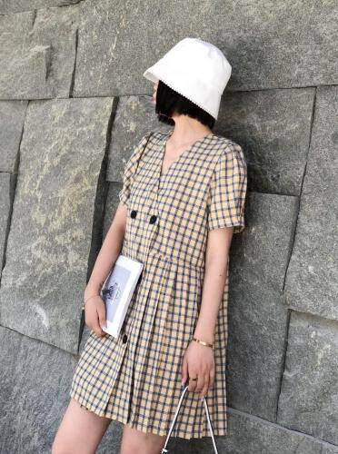 欧韩风V领格子连衣裙，女装连衣裙，非次元