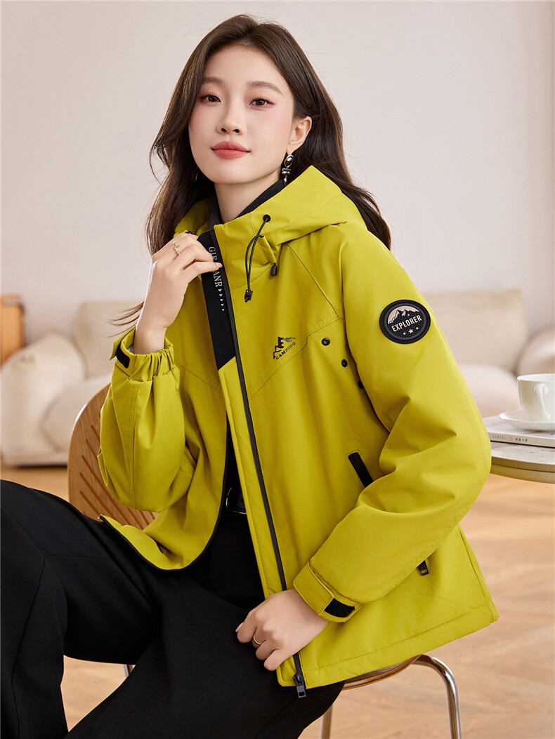 休闲连帽冲锋衣加绒保暖短外套女2025秋冬新款宽松百搭派克服上衣,女装棉衣/棉服,悦祺
