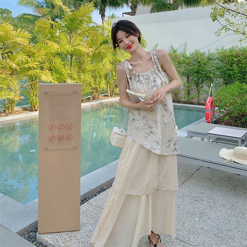 法式碎花吊带套装裙女夏2025新款设计感今年流行雪纺半身裙两件套,女装套装/套裙,2C177