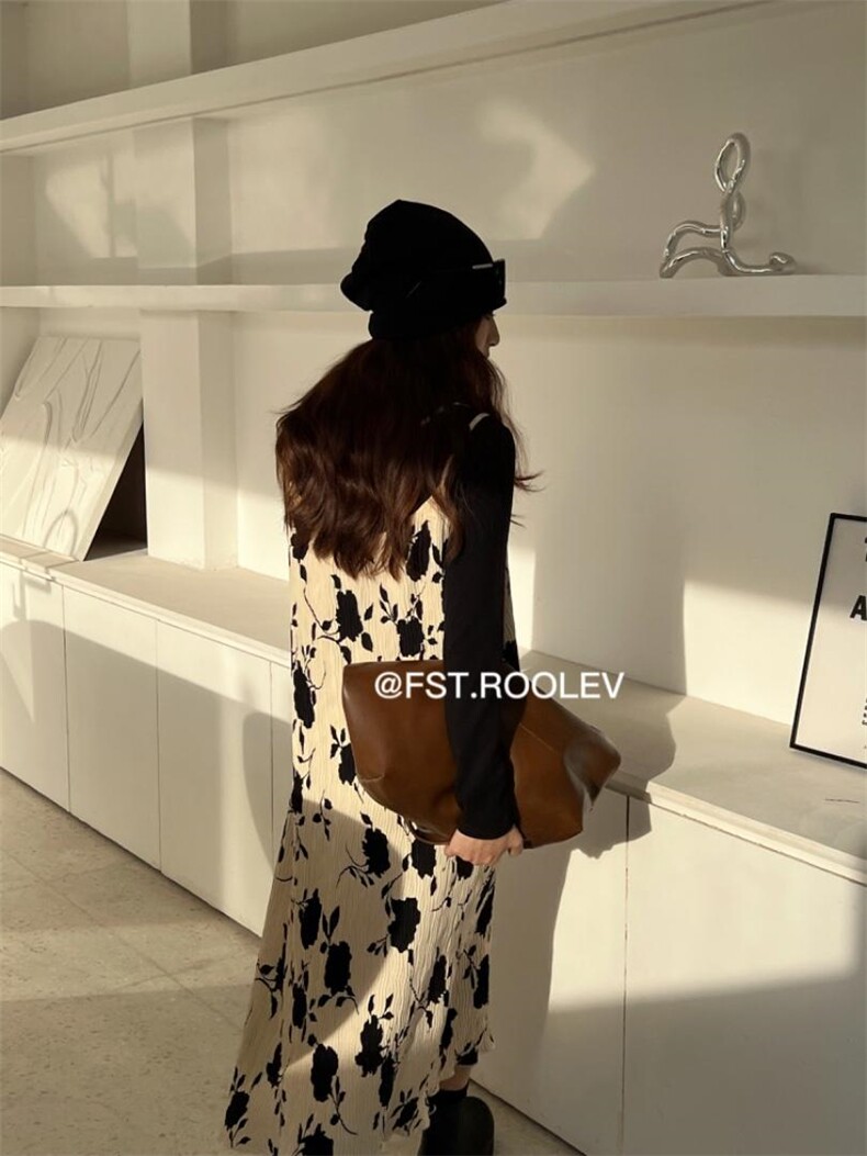 压褶花吊带裙，女装背心吊带，FST