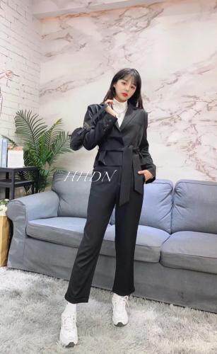 【现货】春季新款西服套装韩版修身，女装职业装，红火丹妮