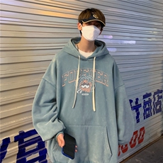 豆绿色