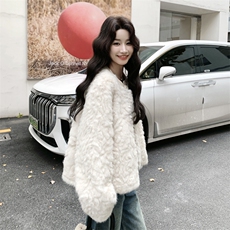 2C217现货皮毛一体羊羔毛外套款号8106P195K298，女装短外套，2C217