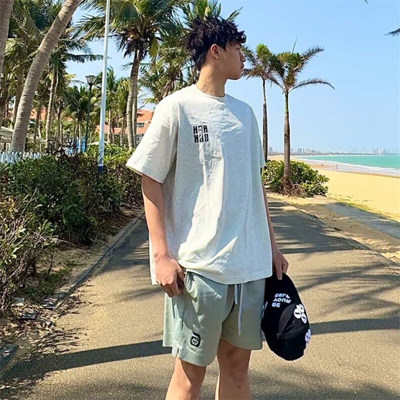 万针全刺绣工艺抖音得物高品质260克重磅纯棉双纱美式高街短袖T恤图片