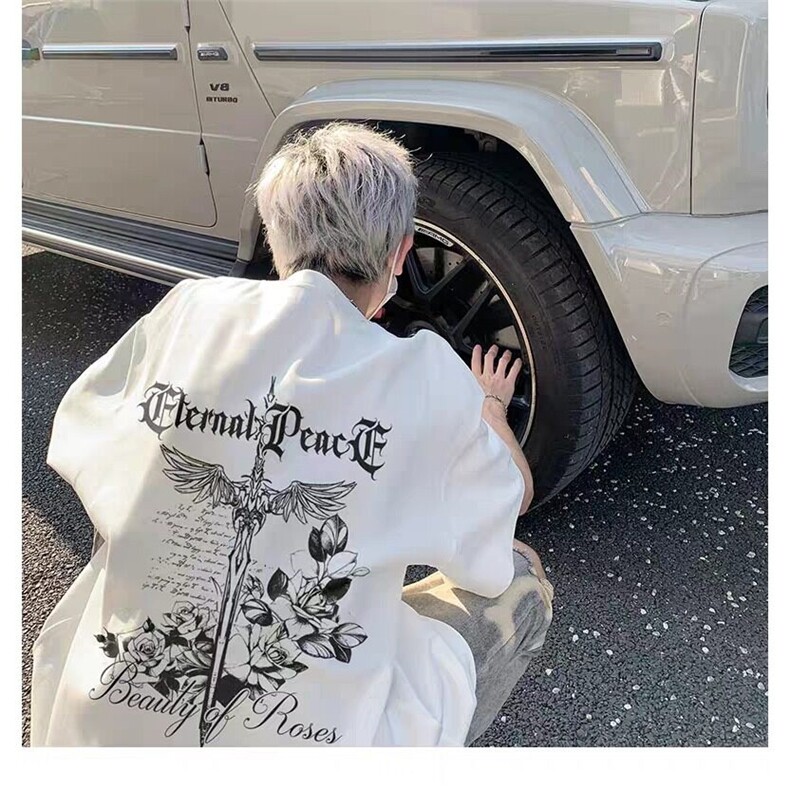 H1325纯棉高街骑士大剑t恤男生新款美式复古五分袖t恤青少年休闲图片