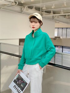 亮色针织套头外套图片