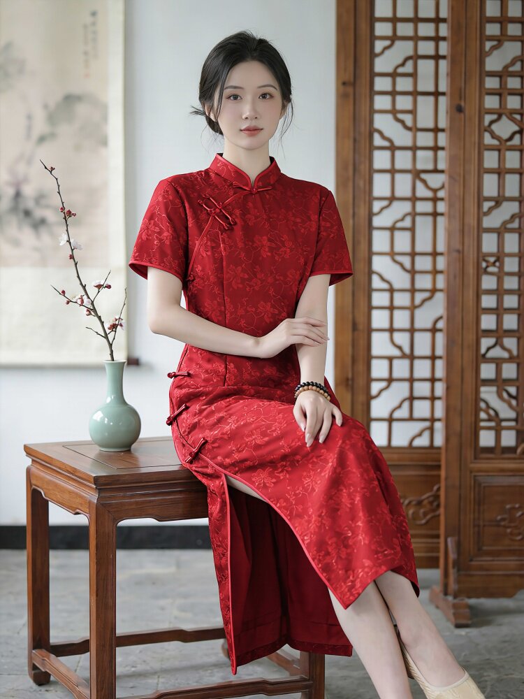 2026年夏季气质时尚修身显瘦民族风旗袍中长裙,女装汉服/婚纱/旗袍/礼服,媚琳依坊