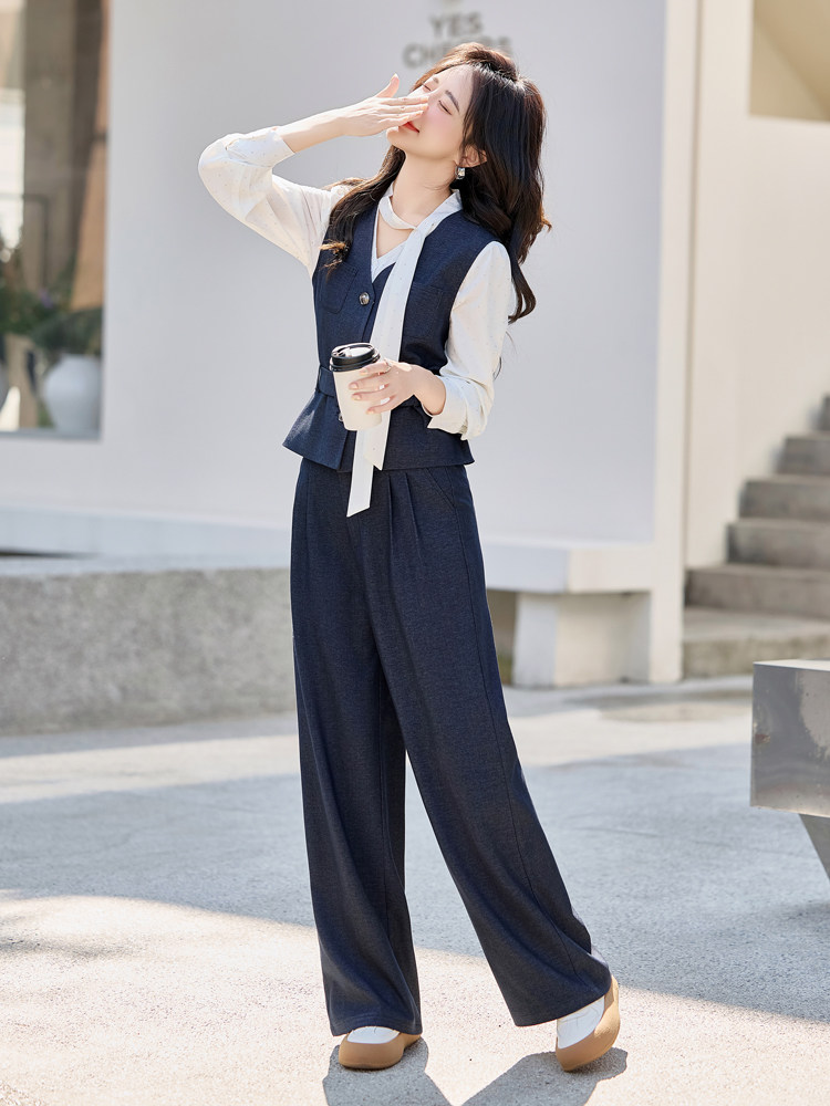 高级感职业马甲套装女2025春季新款超火减龄气质阔腿裤穿搭三件套,女装套装/套裙,韩蔻秀