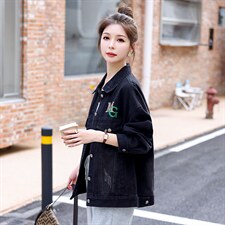 牛仔外套女短款2025春秋新款小个子妈妈宽松时尚牛仔衣夹克衫上衣，女装牛仔外套，意芙