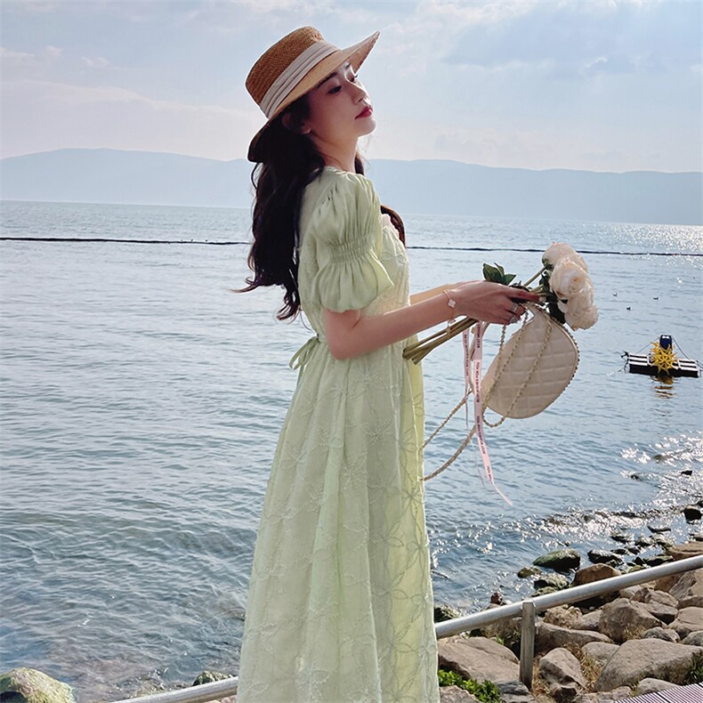 现货。2023年清新优雅浪漫修身显瘦束腰提花连衣裙,女装连衣裙,艾仟回(原伊仟回)