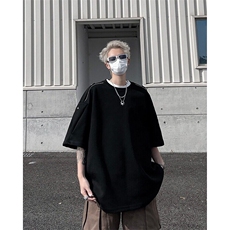 黑色