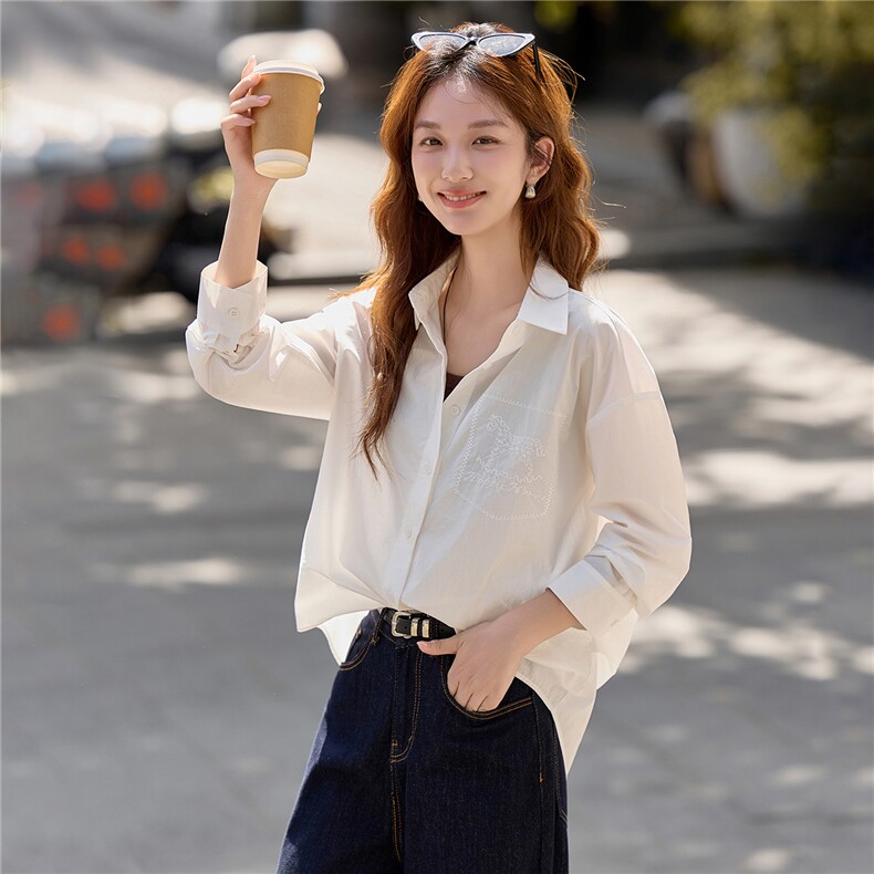 白色纯棉长袖开衫女2026秋季新款绣花衬衫打底搭配上衣,女装衬衫,梦懿尔