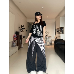 W10139-P48 网图现货 美式条纹字母屁帘叠穿褶皱伞兵裤百搭阔腿裤图片
