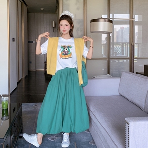 白色卡通短袖绿色半身裙两件套女夏季超火韩系休闲减龄巨好看套装图片