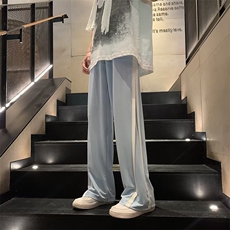 蓝色