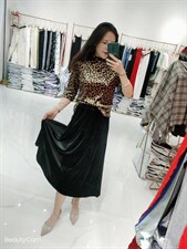 秋冬新款现货，魅力豹纹丝绒上衣+显瘦丝绒半裙，简单时尚，女装半身裙，艺尚丽人
