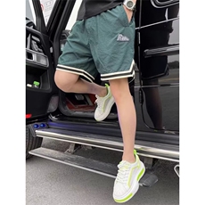 绿色