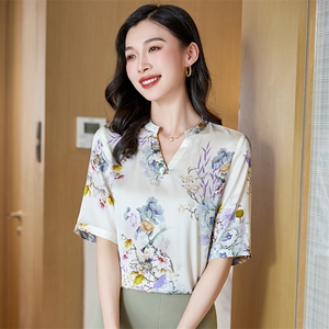v领真丝衬衫女短袖夏季2025新款宽松大码印花桑蚕丝上衣中年妈妈图片