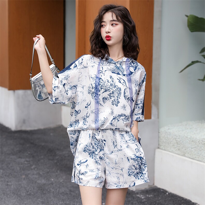 2022年夏季复古水墨印花两件套轻薄透气舒适,女装套装/套裙,韩蜜菓