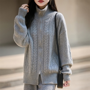 加厚立领复古100%纯羊毛开衫拉链毛衣外套女2025新麻花针织上衣图片