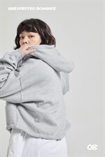 现货，冬款拉链卫衣，女装卫衣/绒衫，AIMEEWQ