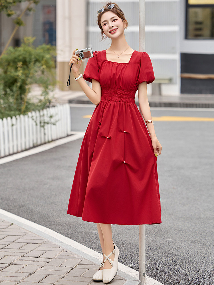 法式气质赫本风小红裙子女2025年夏季高级感泡泡袖收腰红色连衣裙,女装连衣裙,玖莱伊