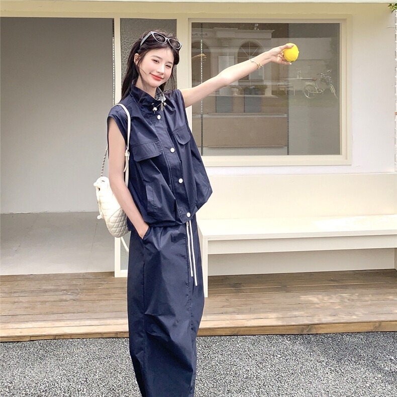 2025夏季藏青色时尚淡人穿搭套装女蕾丝拼接立领上衣半身裙两件套图片