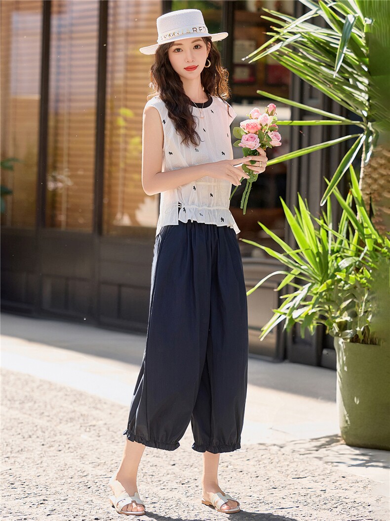 2026年夏季刺绣撞色小衫裤子套装两件套女,女装套装/套裙,依路服饰