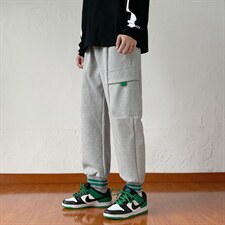 灰色