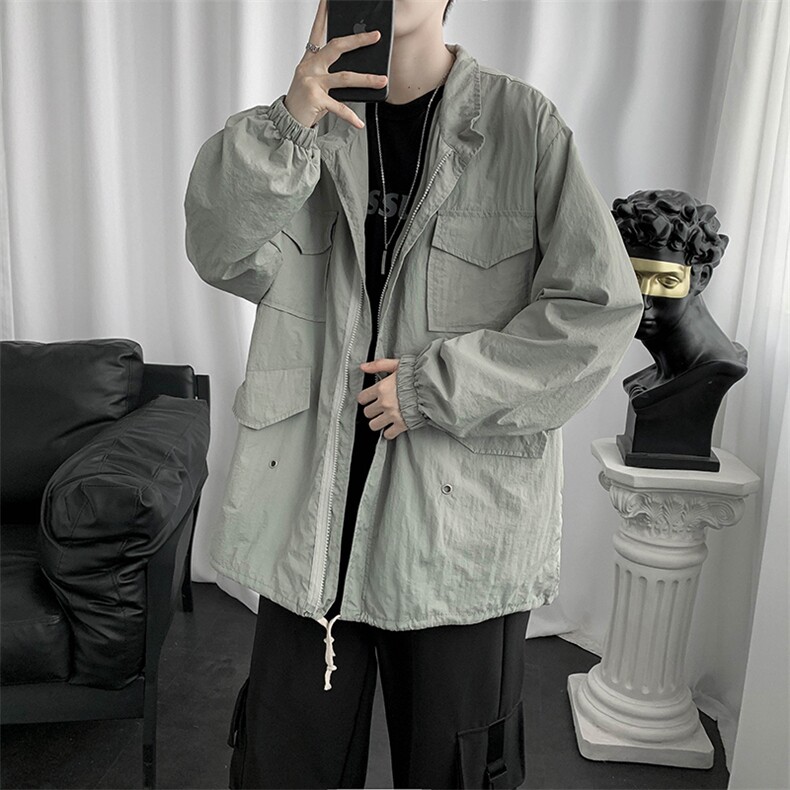 灰色