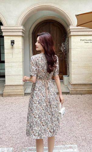 碎花气质新款连衣裙，女装连衣裙，艾涵o