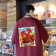 酒红色
