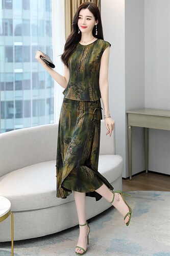 十三行高端棉麻连衣裙女夏2025新款贵夫人品牌时尚妈妈气质两件套图片