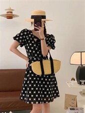 夏季新品：蝴蝶结刺绣连衣裙，女装连衣裙，TWO LAPS