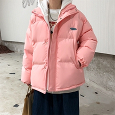 粉红色