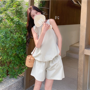夏日ootd穿搭无袖背心短裤套装女新款减龄休闲小个子轻薄两件套图片
