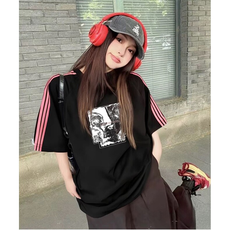 抖音得物品质二开240克宽松纯棉美式潮牌印花三条杠中性风短袖T恤,男装T恤,电商A486