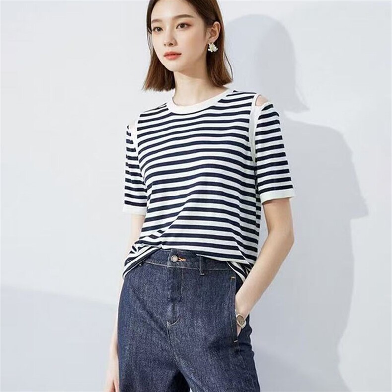 2025夏季新款条纹针织短袖T恤女别致设计感正肩上衣薄款百搭女装,针织衫/毛衣,萱芳婷羊绒