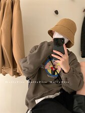 秋天怎么可以少的了卫衣呢？必须安利的。印花都是直喷的，女装卫衣/绒衫，molly fits