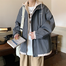 灰色