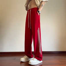 红色
