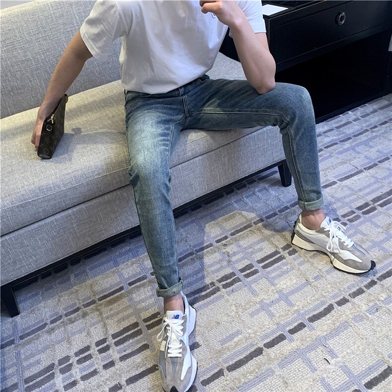 B230浅蓝色做旧水洗修身小脚弹力男显瘦铅笔牛仔裤，男装牛仔裤，电商B230