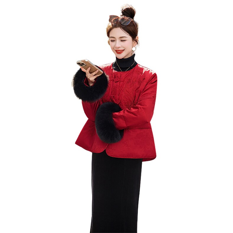2025年刺绣新款新中式短款收腰显瘦红色配围巾真狐狸毛羽绒服,女装羽绒服,涵誉