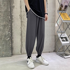 深灰色