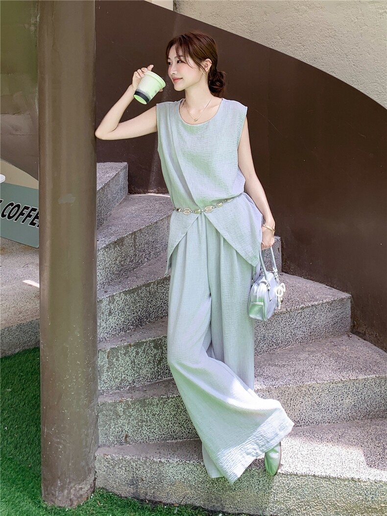 休闲气质盐系浅灰色无袖上衣阔腿裤套装女夏季ootd穿搭减龄两件套,女装套装/套裙,蝶眷