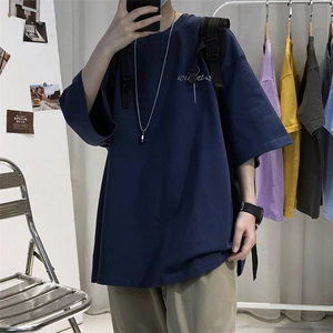 T009常年款男士休闲字母印花T恤衫外套圆领半袖五分袖TEE男女中性图片