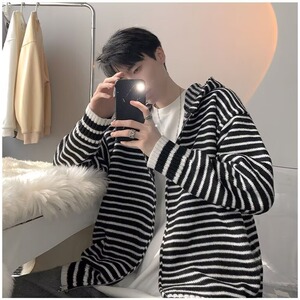 M292时尚撞色条纹带帽毛衣男新款宽松针织开衫拉链外套上衣图片