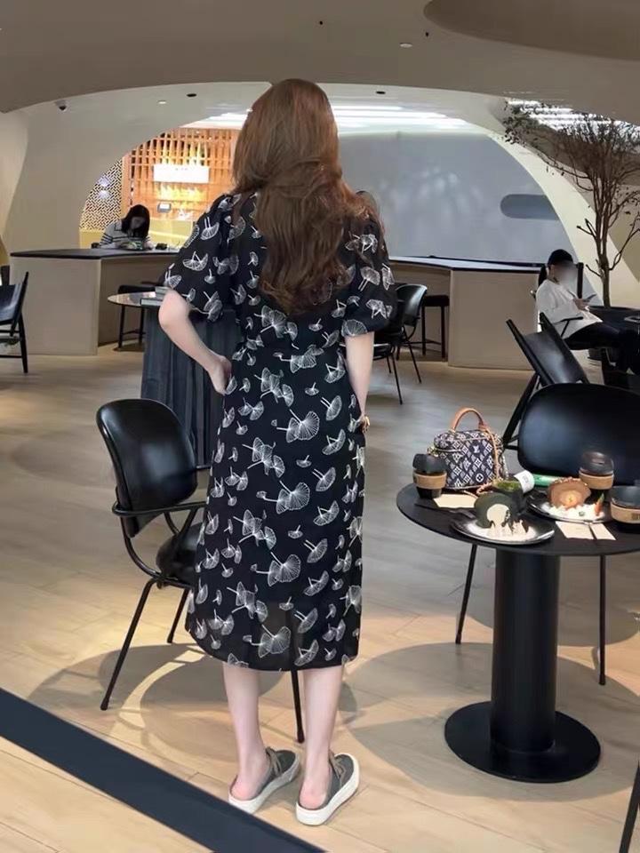 夏季新款收腰设计感法式泡泡袖连衣裙,女装连衣裙,L·H·X